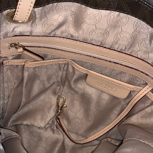 Michael Kors logo tote 👜